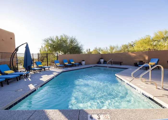3 Bedrooms Scottsdale