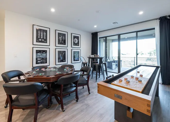 3 Bedrooms Holiday home