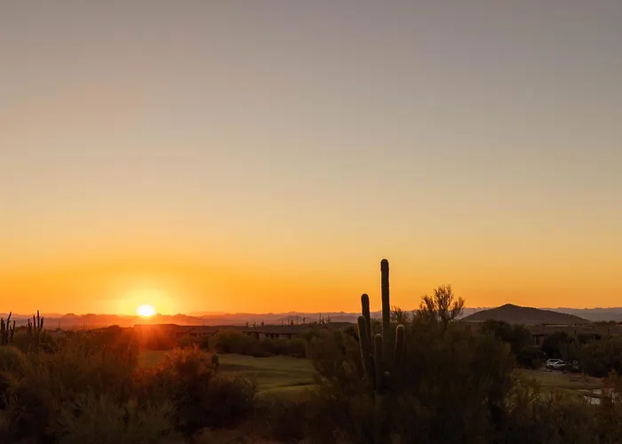 3 Bedrooms Holiday home Scottsdale